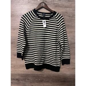 Gap Sweater Size XL Stripped Black White Lamb Wool NEW Crew neck Preppy